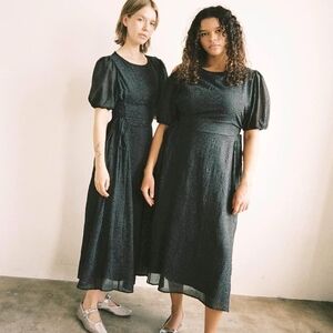 Lisa Says Gah Black Puff-Sleeve Midi Dress